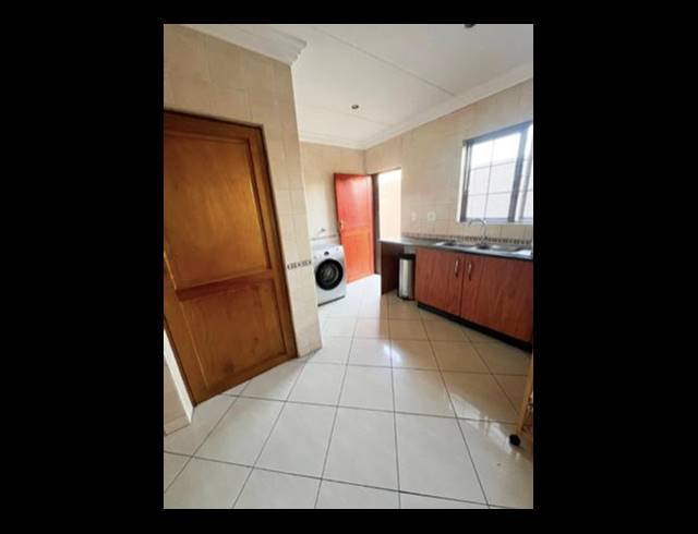 4 BEDROOM HOUSE FOR SALE IN BOSKRUIN